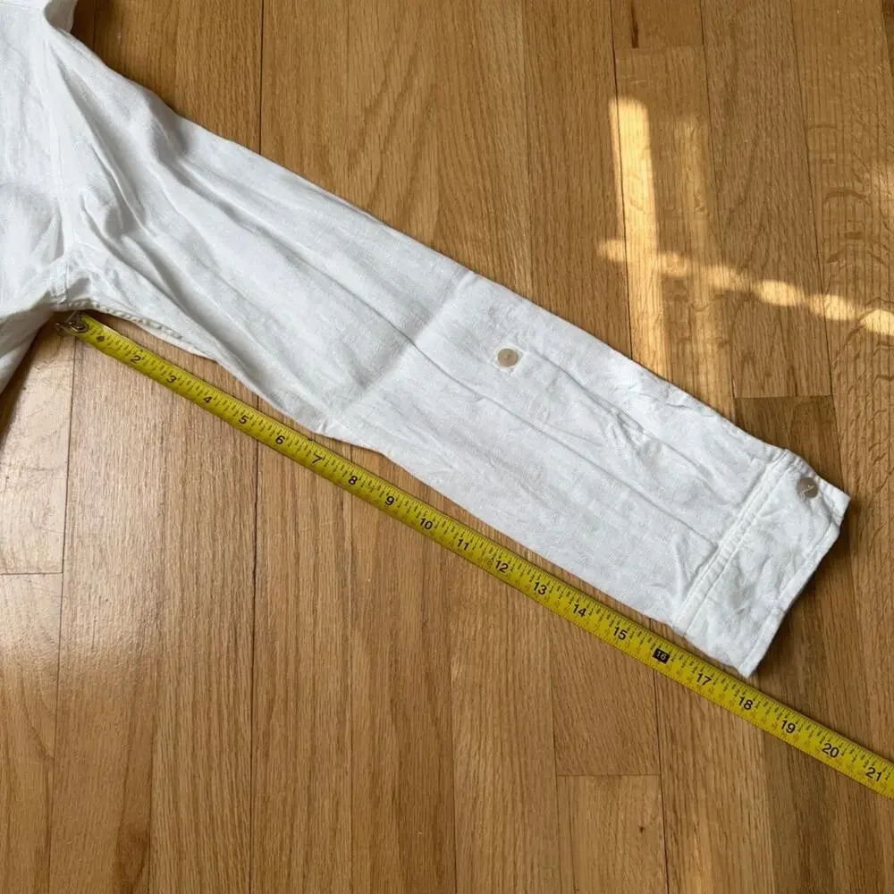 Orvis White Linen Button Down Shirt Women's Size Medium
